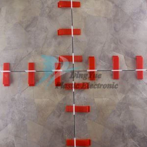 Sistema d’anivellament de rajoles anti-lliscament